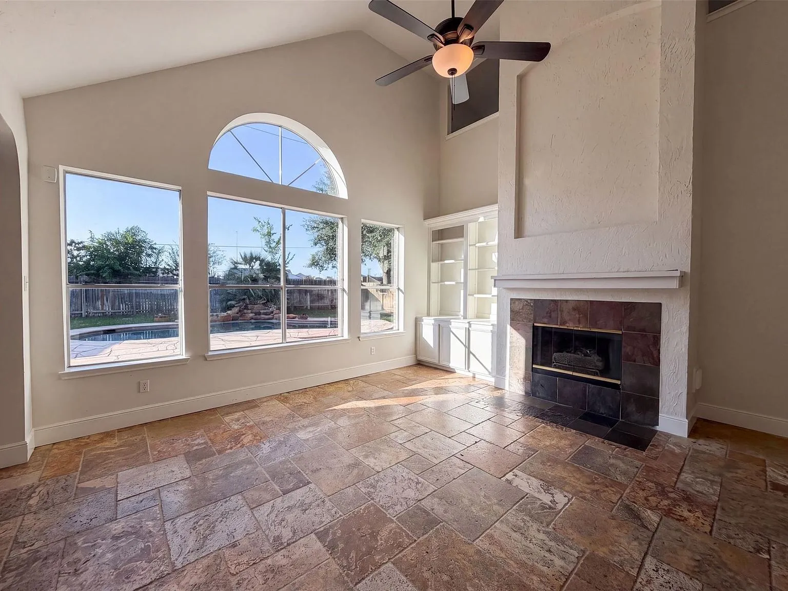 Updated Single-Family Home for Sale at 23130 Willow Canyon Dr, Katy, TX 77494 photo 4