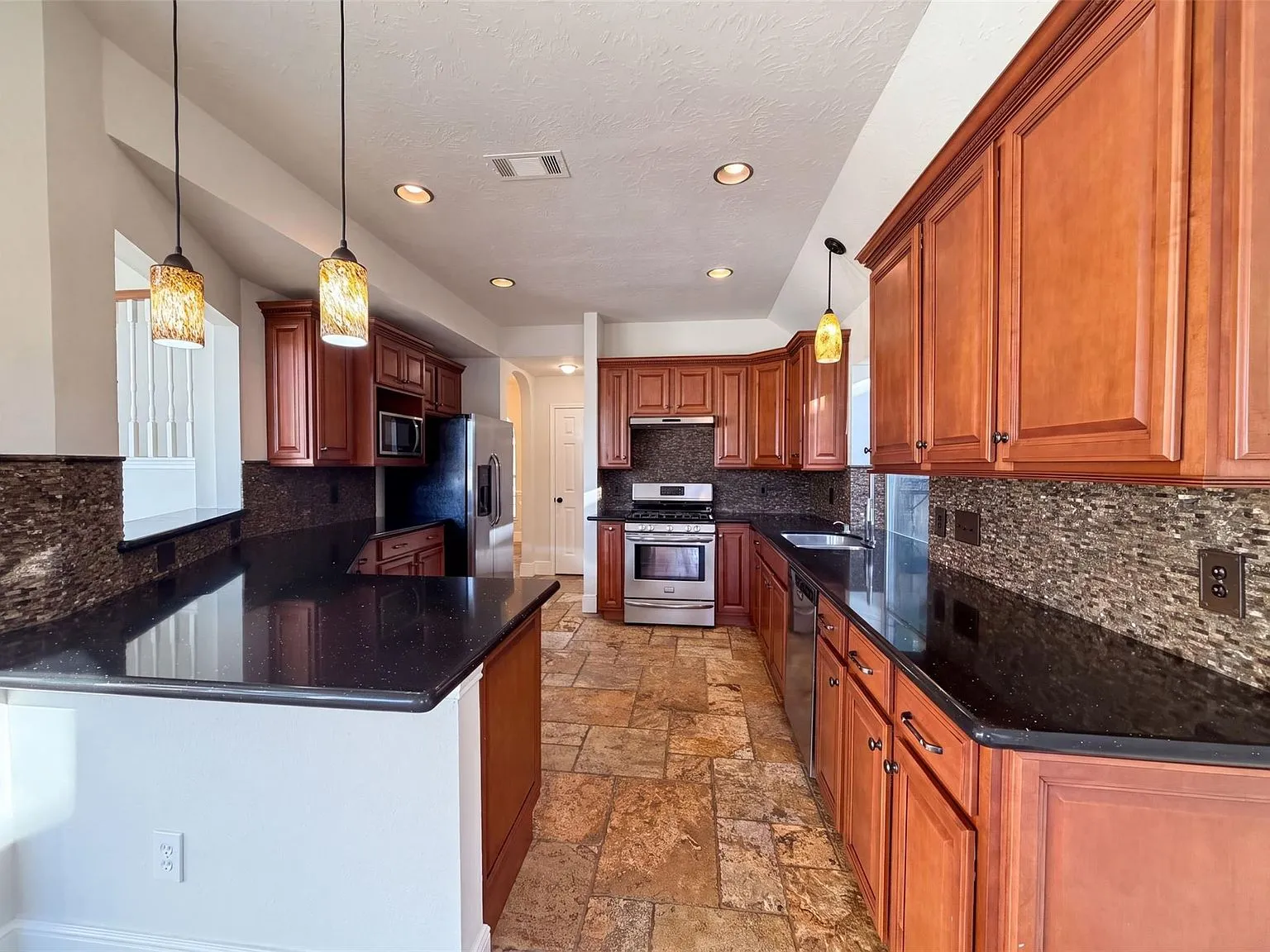 Updated Single-Family Home for Sale at 23130 Willow Canyon Dr, Katy, TX 77494 photo 8
