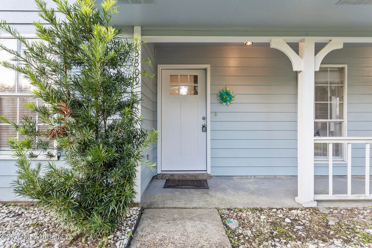 3-Bedroom Home for Sale in Gautier, Mississippi photo 4