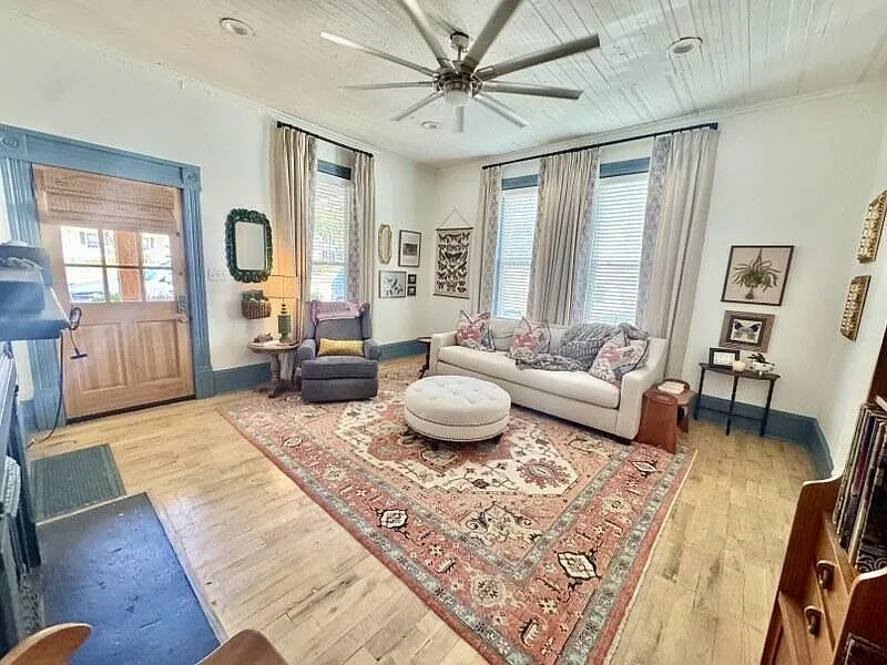 Tupelo, MS Cottage for Sale with 3 Bedrooms and Front Porch photo 4