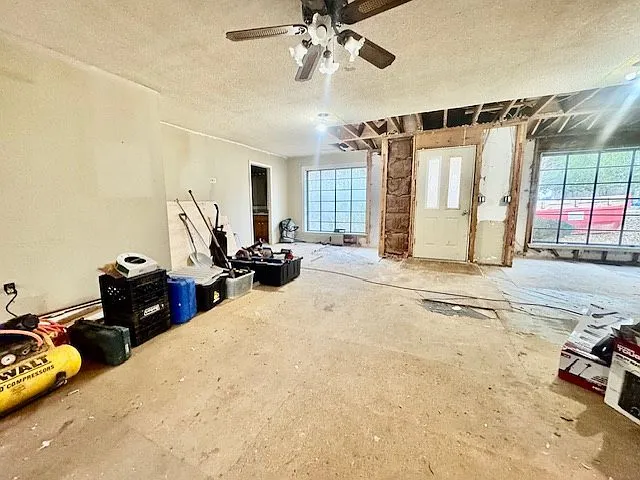 Booneville, Mississippi Country Home on 1 Acre with Sunroom photo 7