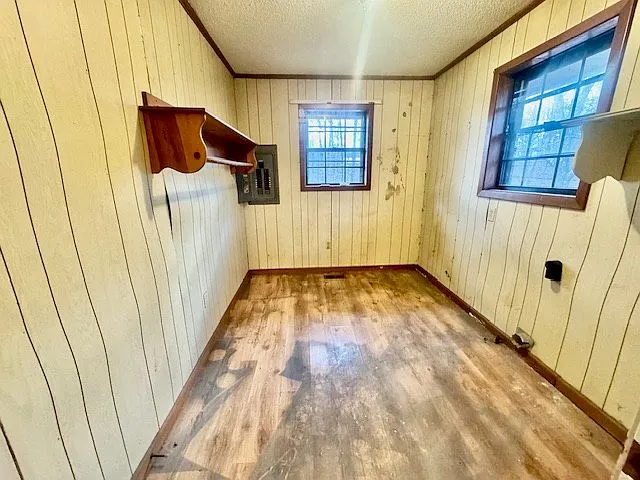 Booneville, Mississippi Country Home on 1 Acre with Sunroom photo 6