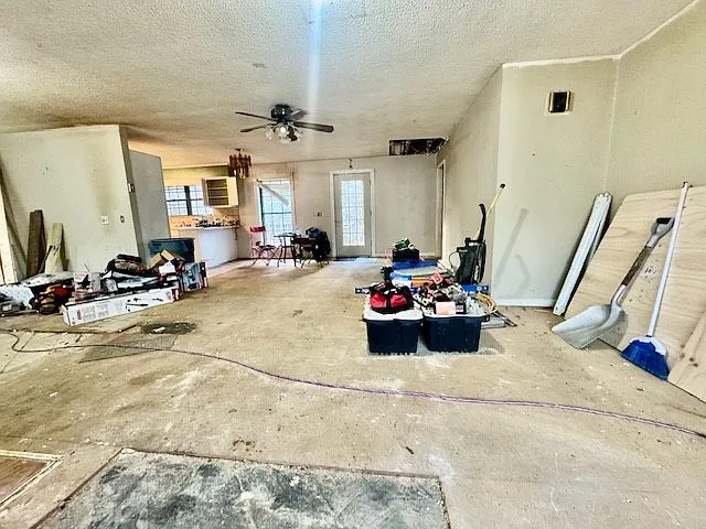 Booneville, Mississippi Country Home on 1 Acre with Sunroom photo 8