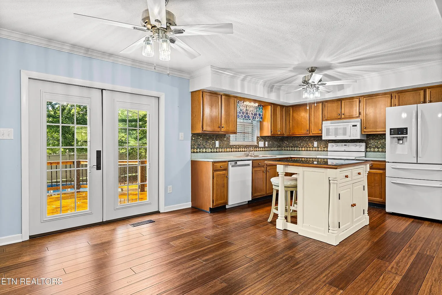 Maryville, TN Basement Ranch-Style Home with 3 Bedrooms and 0.37 Acres photo 4