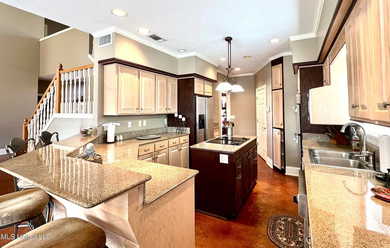 5-Bedroom Custom-Built Home on 3.5 Acres in Bogue Chitto, Mississippi photo 4