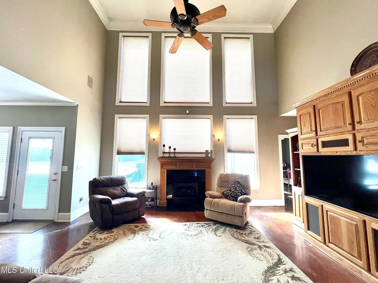 5-Bedroom Custom-Built Home on 3.5 Acres in Bogue Chitto, Mississippi photo 2