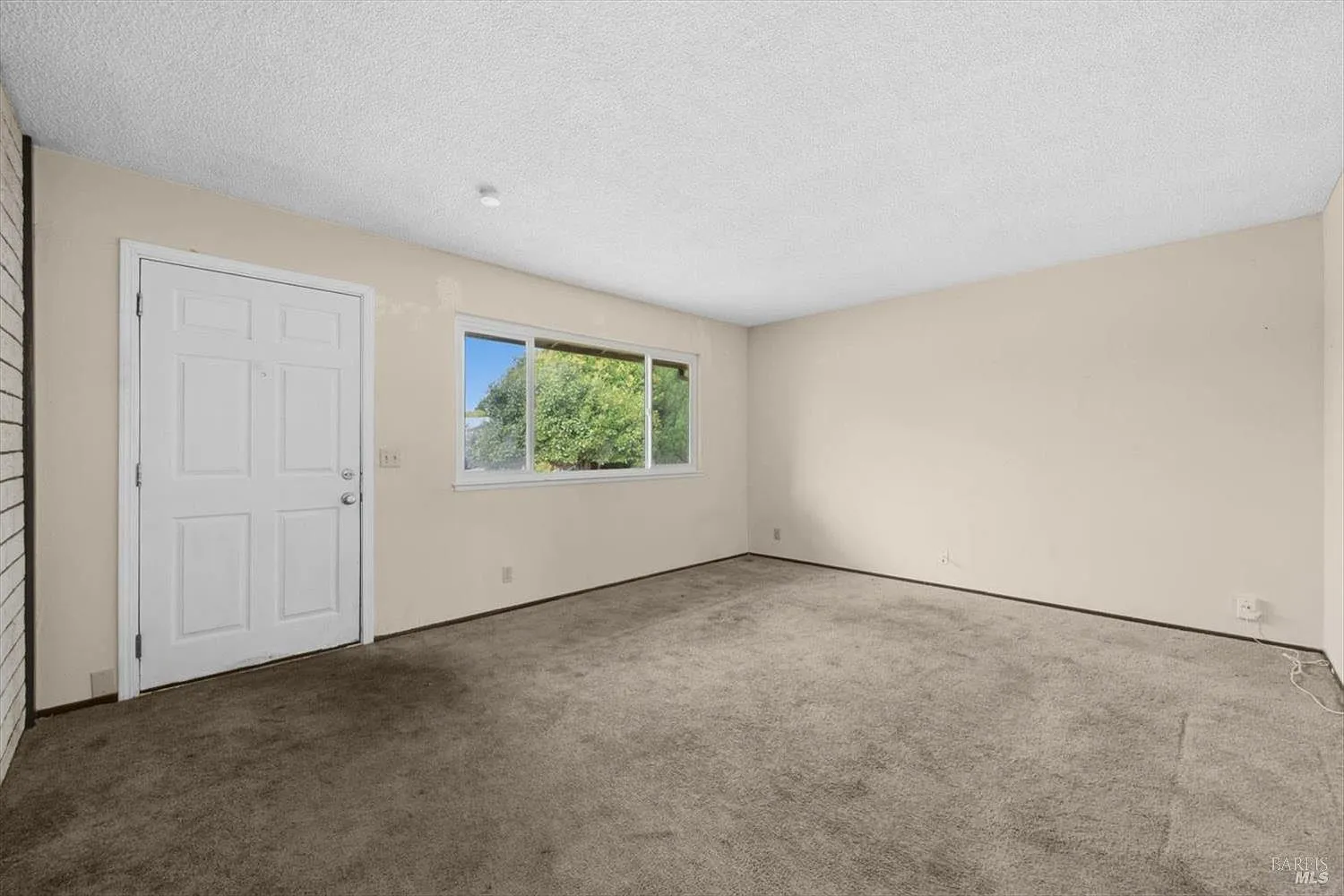 436 Pepper Court, Vacaville, CA 95687: Single-Family Home with Renovation Potential photo 7