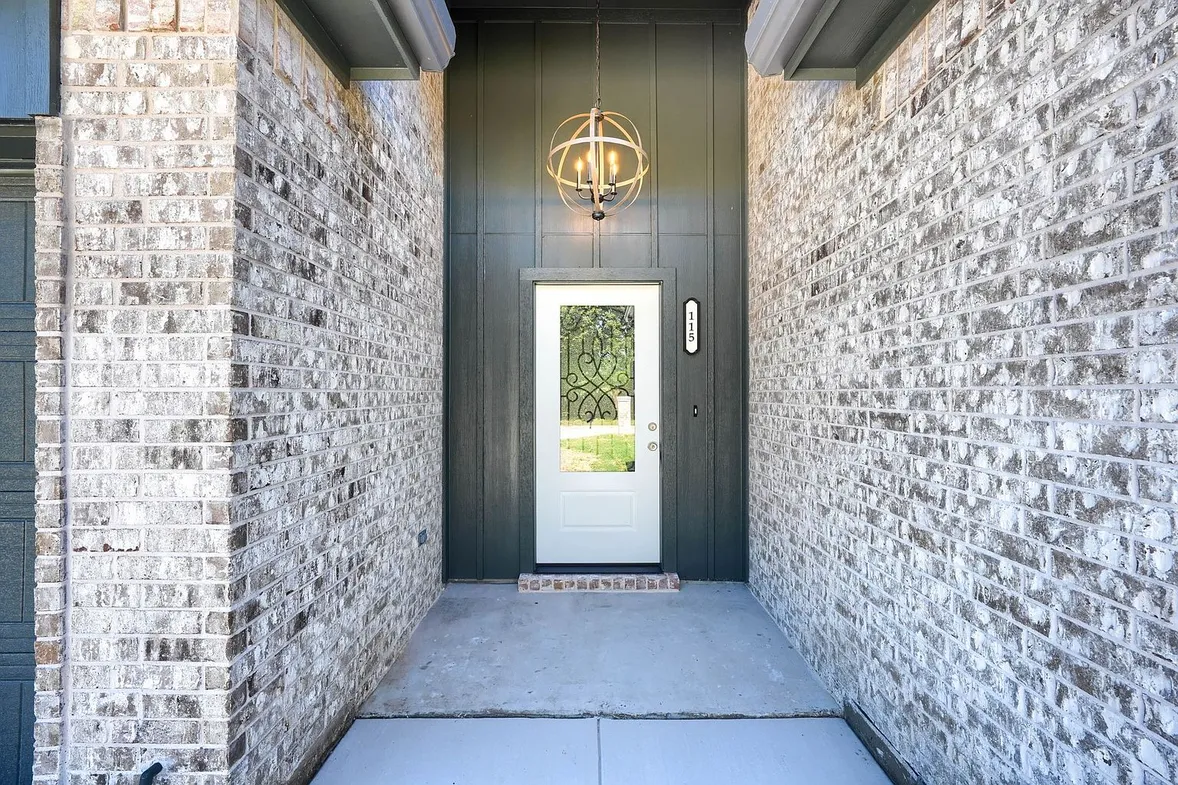 Quinlan, TX New Construction Country Home with 3 Bedrooms for Sale photo 2