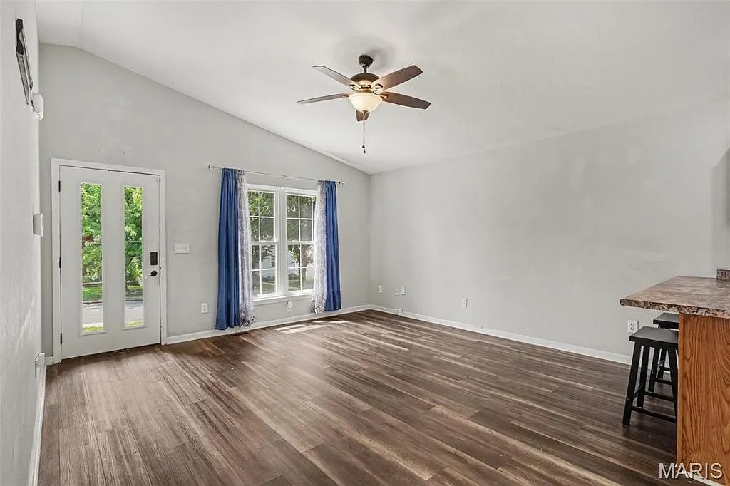 3-Bedroom Ranch Home for Sale at 617 N 6th St, Festus, MO 63028 photo 3