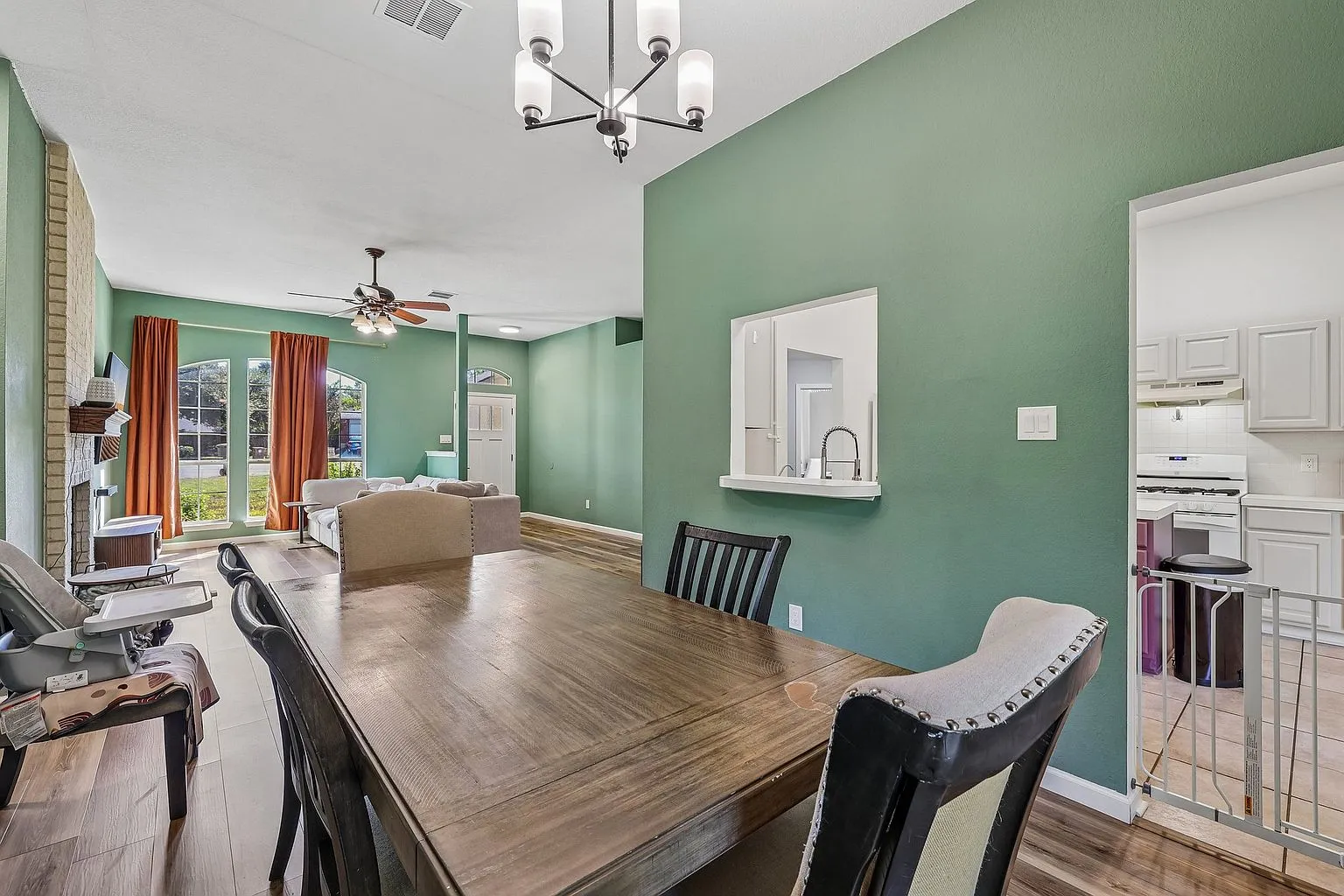 Temple, TX 3-Bedroom Home with 10,467-Sq-Ft Lot for Sale photo 8