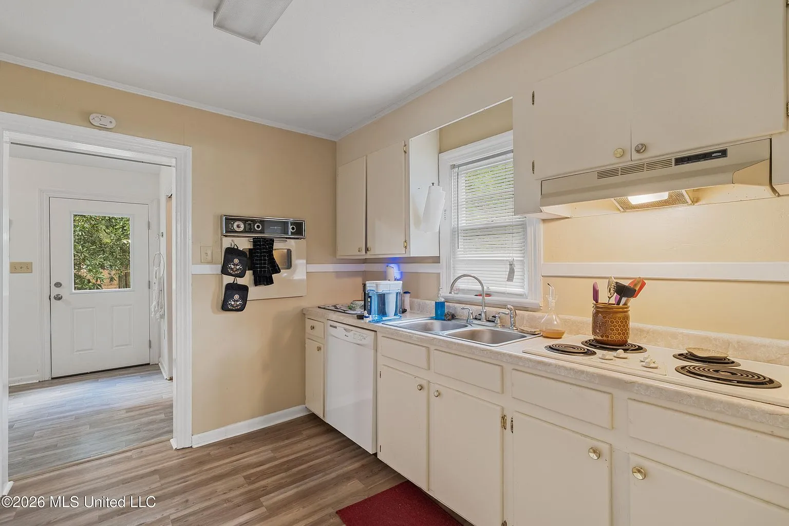 3-Bedroom Brick Home for Sale in Downtown Hattiesburg, MS photo 7