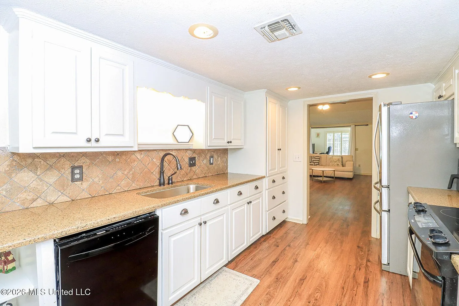 123 Caribbean Cv, Clinton, MS 39056 | Move-In Ready Home in Cascades photo 10