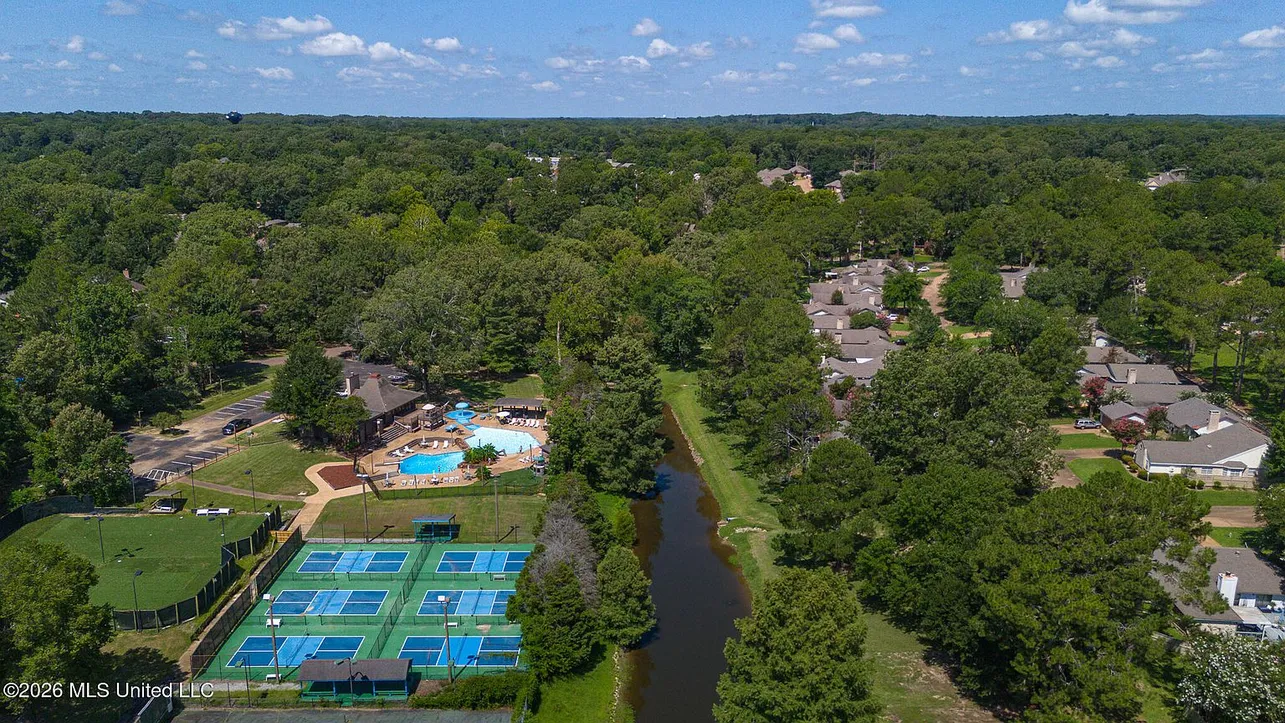 123 Caribbean Cv, Clinton, MS 39056 | Move-In Ready Home in Cascades photo 5