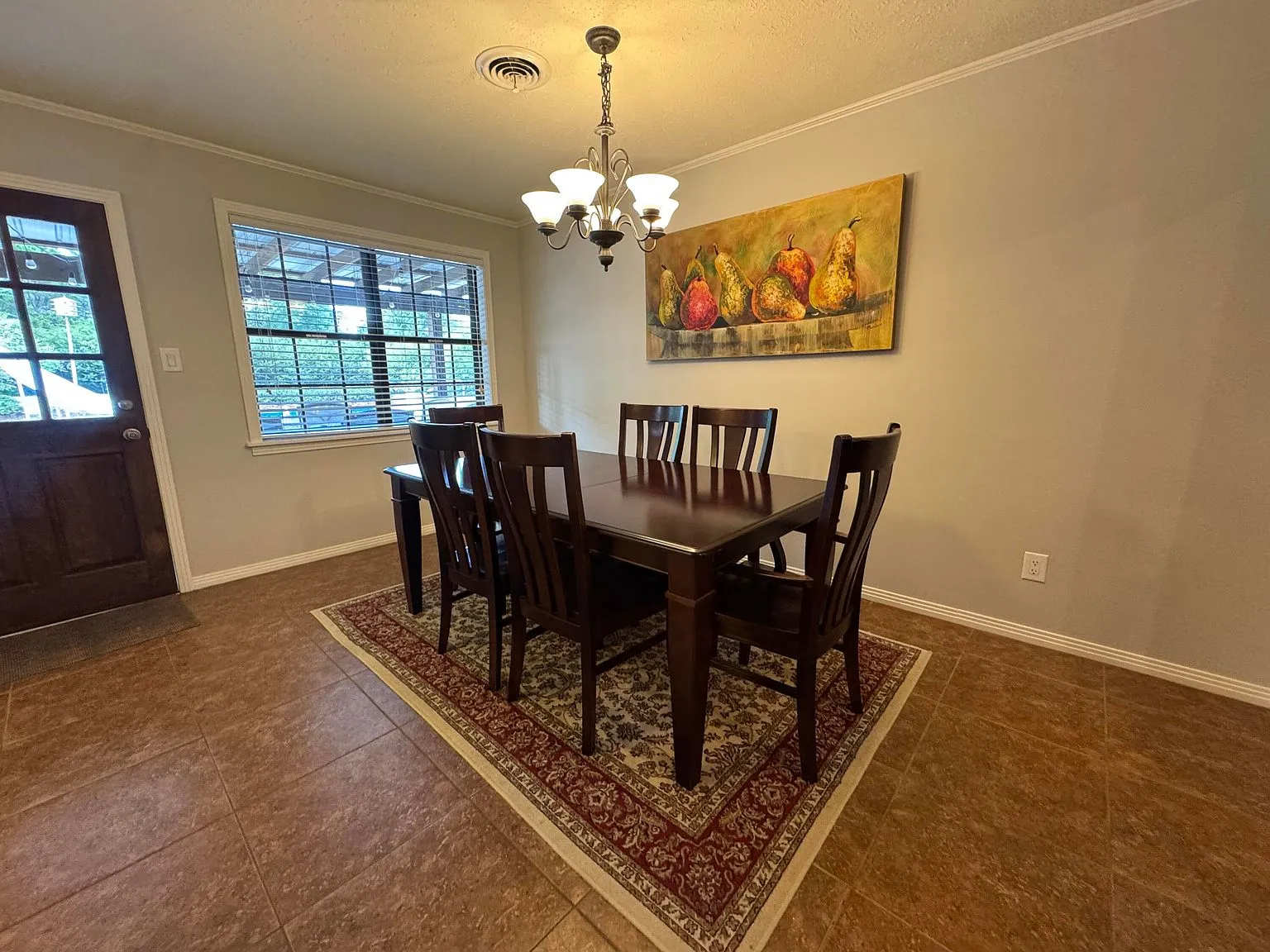 2314 Crestwood Dr: 4-Bedroom Home with Pool for Sale in Tupelo, Mississippi photo 8
