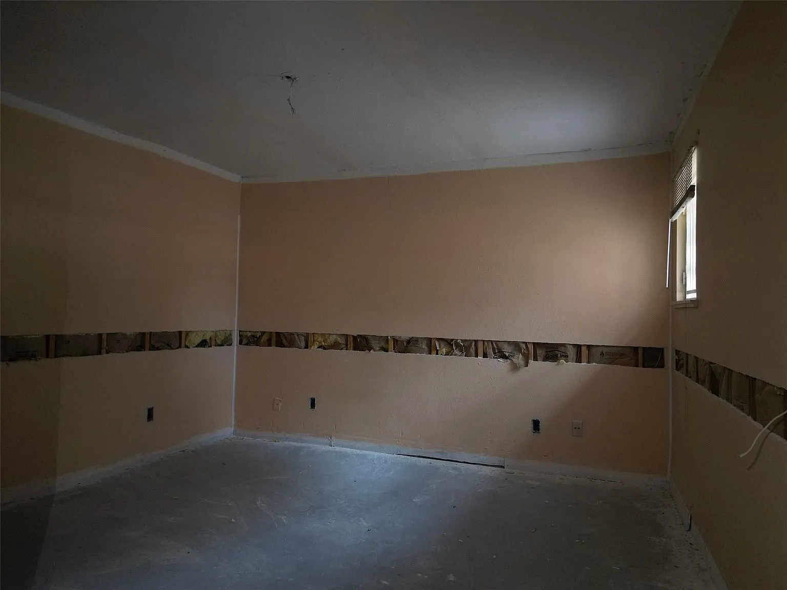 Houston, TX 4-Bedroom Single-Family Home with 2,758 Sq Ft photo 8