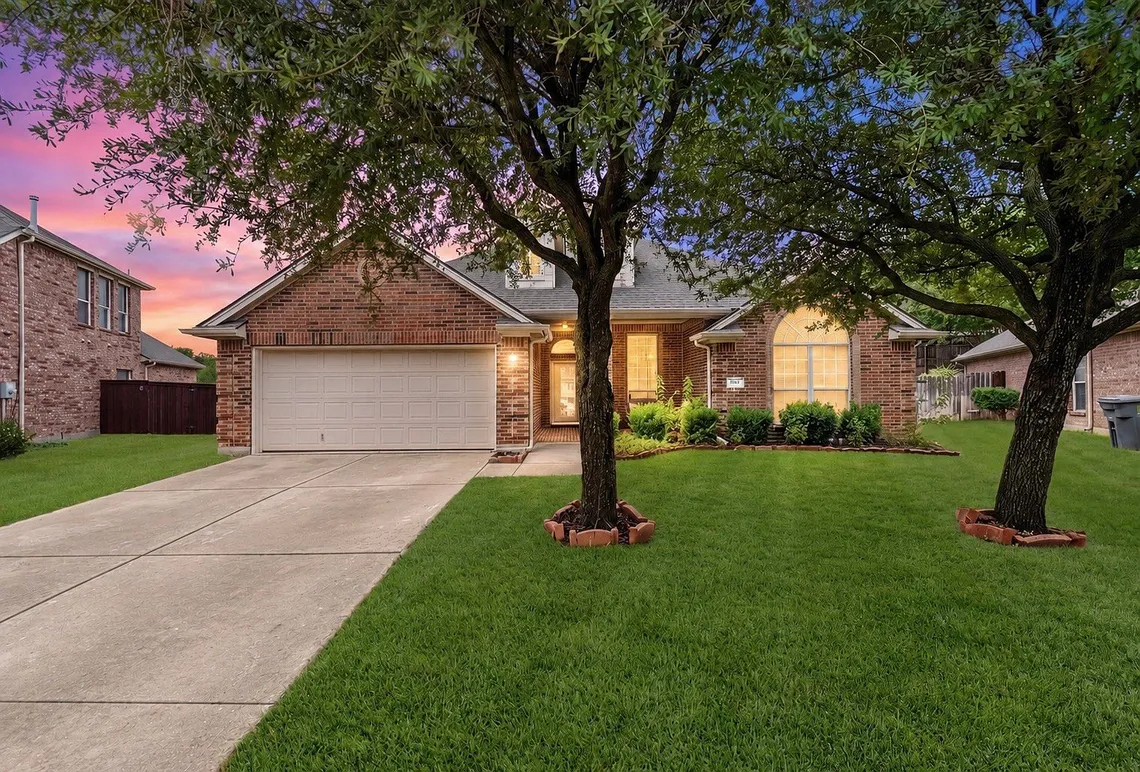 4-Bedroom Home on a 0.269-Acre Lot for Sale in Dallas, Texas photo 3