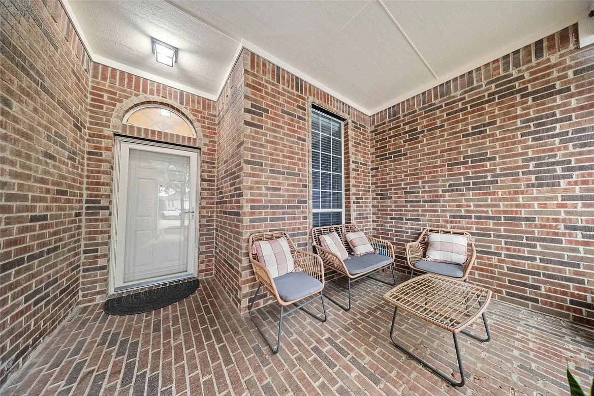 4-Bedroom Home on a 0.269-Acre Lot for Sale in Dallas, Texas photo 5