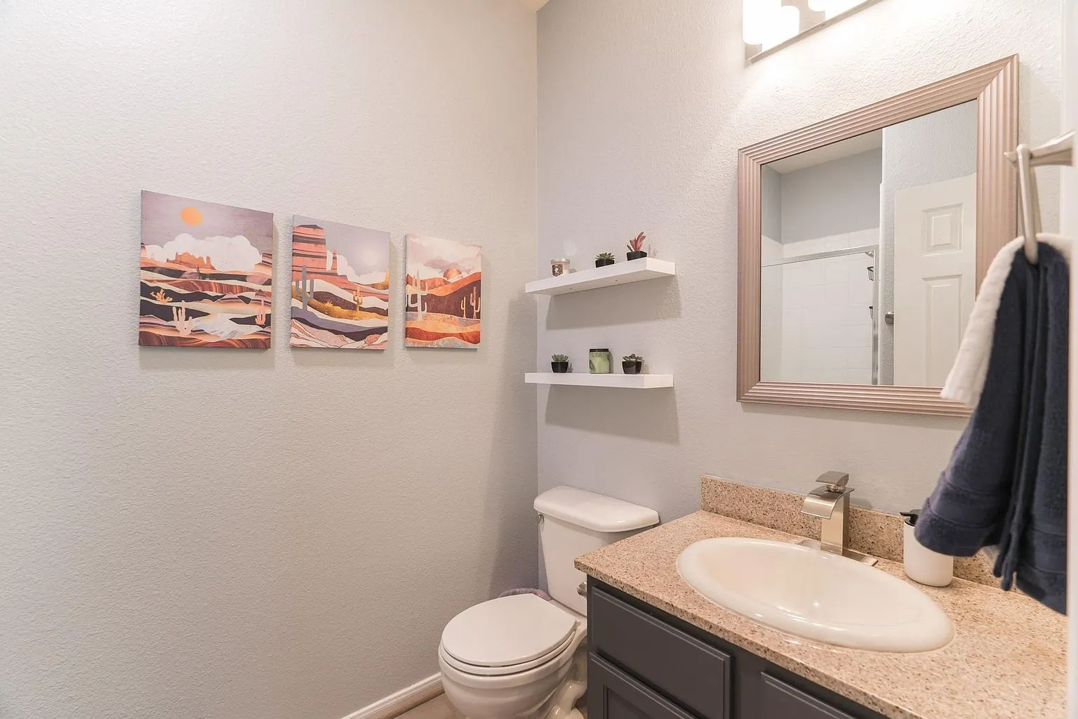 Spring, TX Condo for Sale: 2 Bedrooms and Corner Patio photo 9