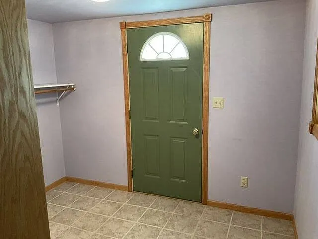 Charming 3-Bedroom Home with Attached Garage for Sale at 317 5th St SE, Rugby, ND photo 8