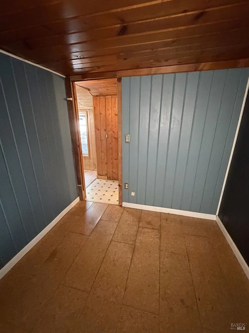 Cabin Home for Sale at 14692 Canyon 1 Road in Guerneville, California photo 10