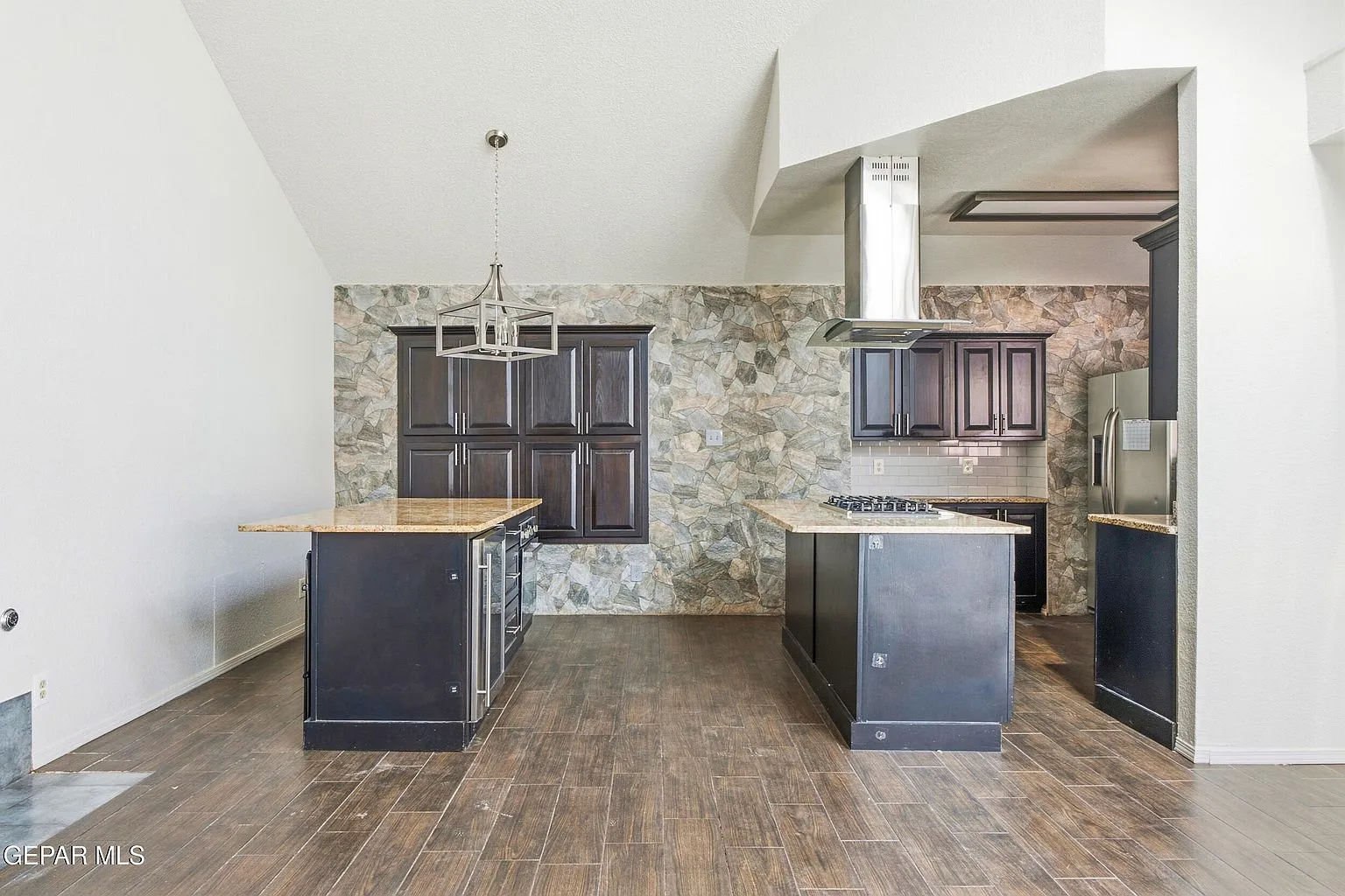El Paso, TX Tri-Level Home for Sale with 3 Bedrooms and Loft photo 5