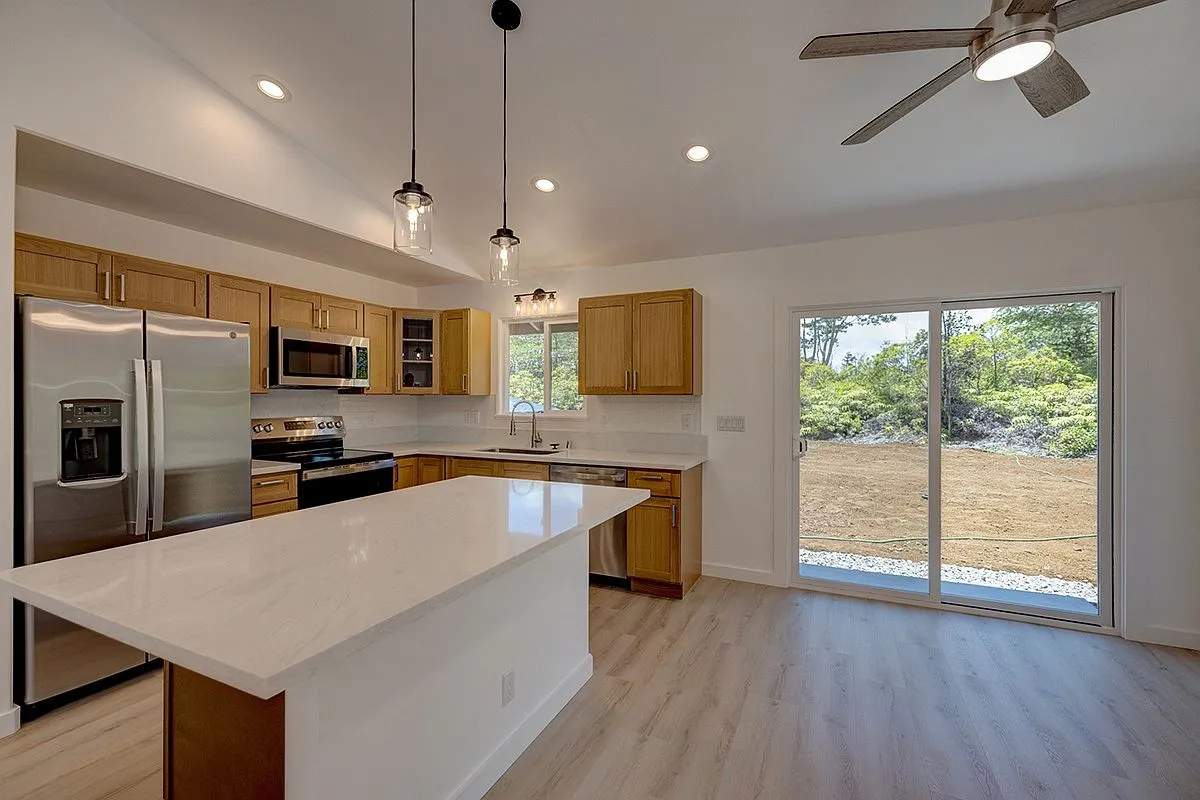 Keaau, Hawaii: New 3-Bedroom Home on 1 Acre photo 10