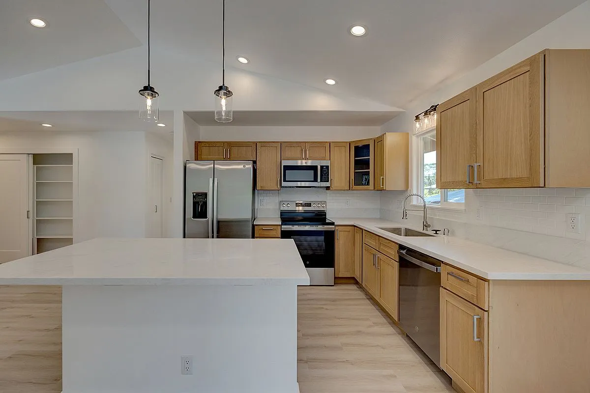 Keaau, Hawaii: New 3-Bedroom Home on 1 Acre photo 9