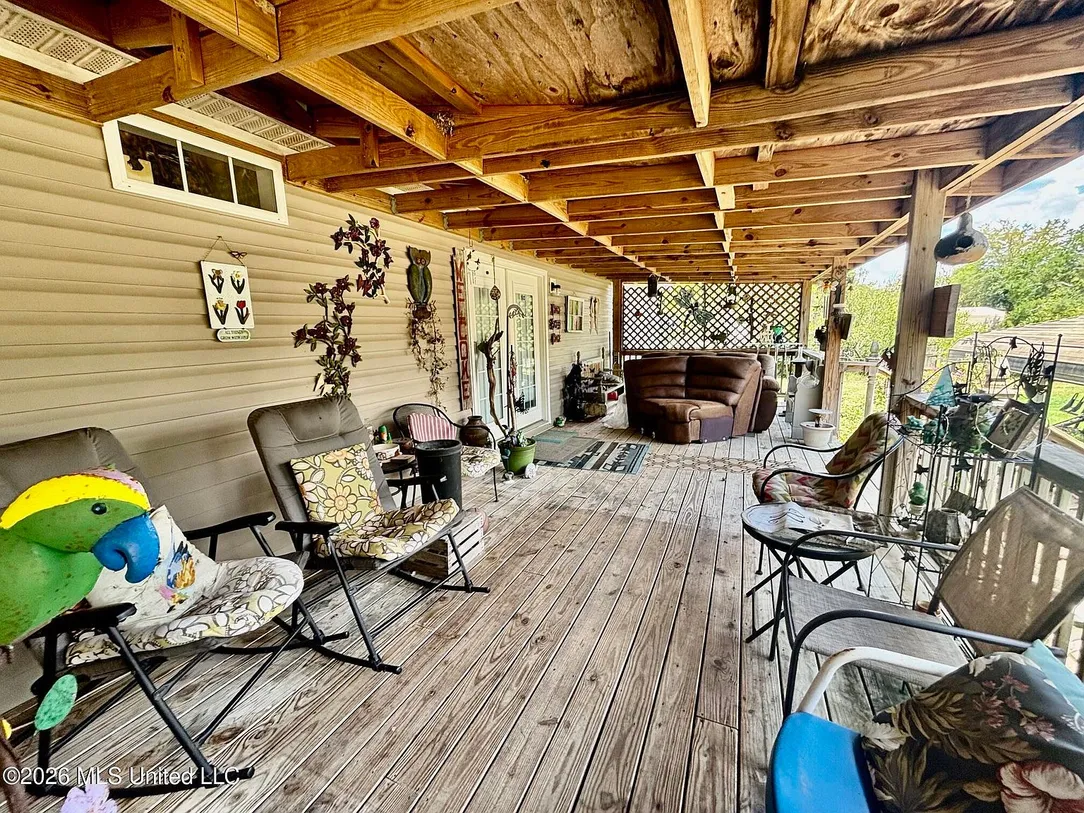 46 Pearl View Cir, Monticello, MS 39654: Riverfront Manufactured Home on 7 Acres photo 10