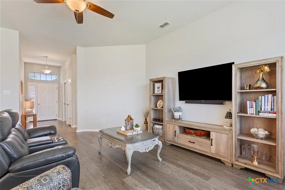 Temple, TX 3-Bedroom Home for Sale with 10,280.16-Sq-Ft Lot photo 5
