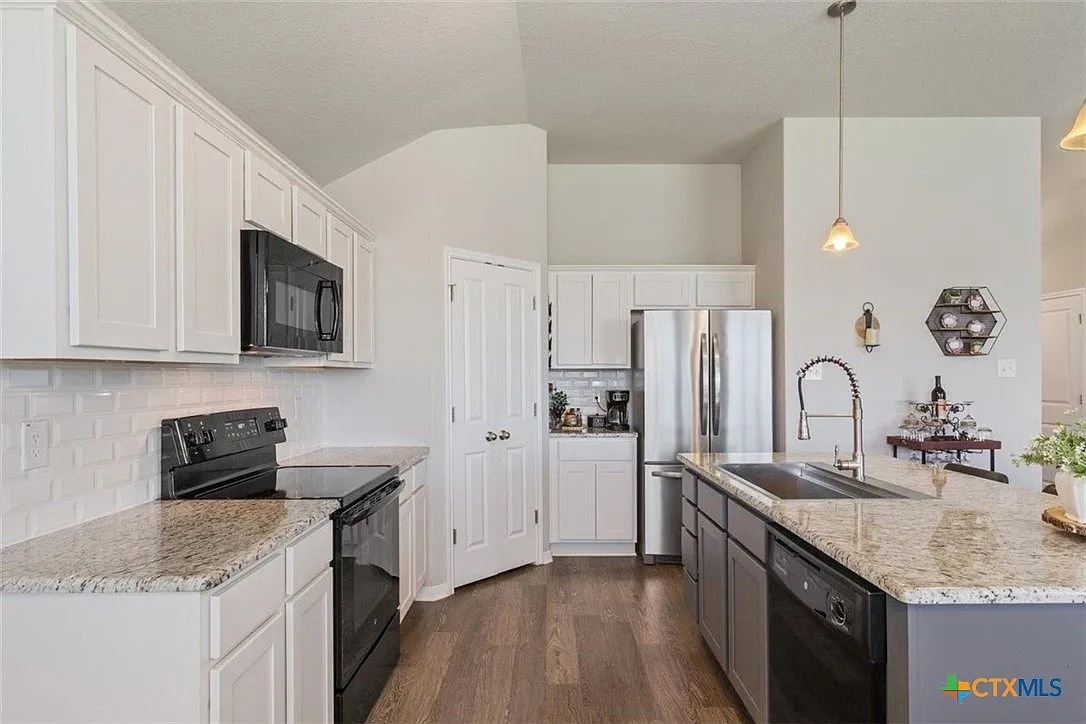 Temple, TX 3-Bedroom Home for Sale with 10,280.16-Sq-Ft Lot photo 8