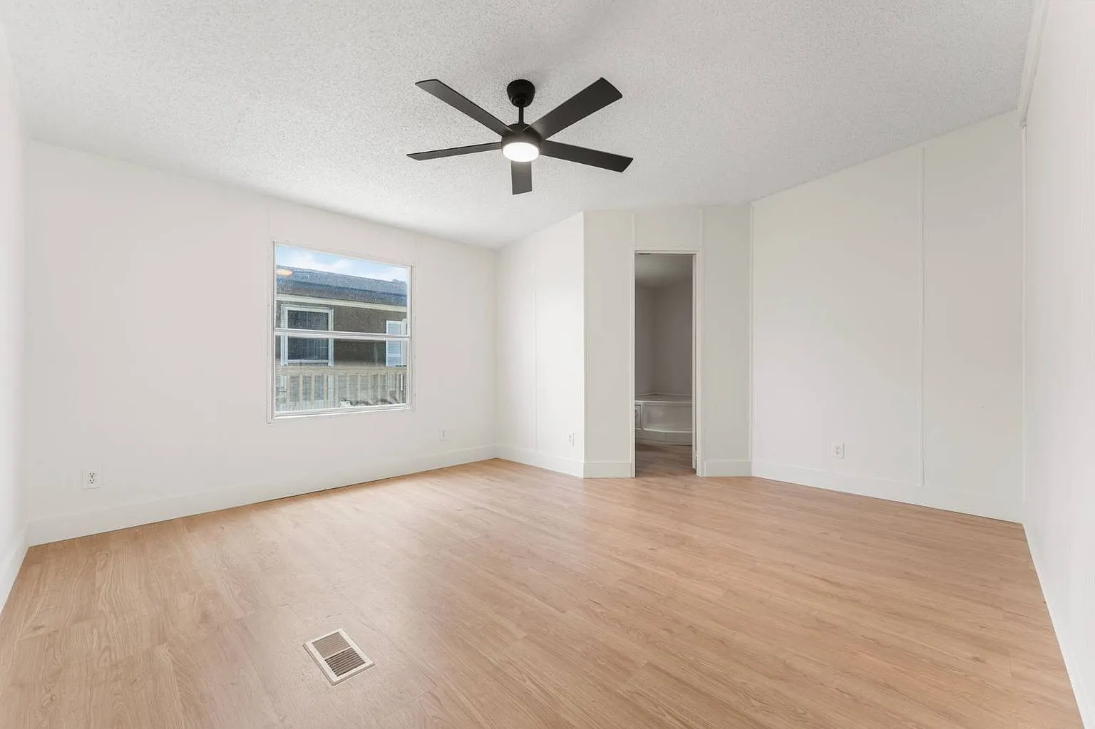 Updated 3-Bedroom Manufactured Home in Gated Lexington Place MHC, Keller, TX photo 8