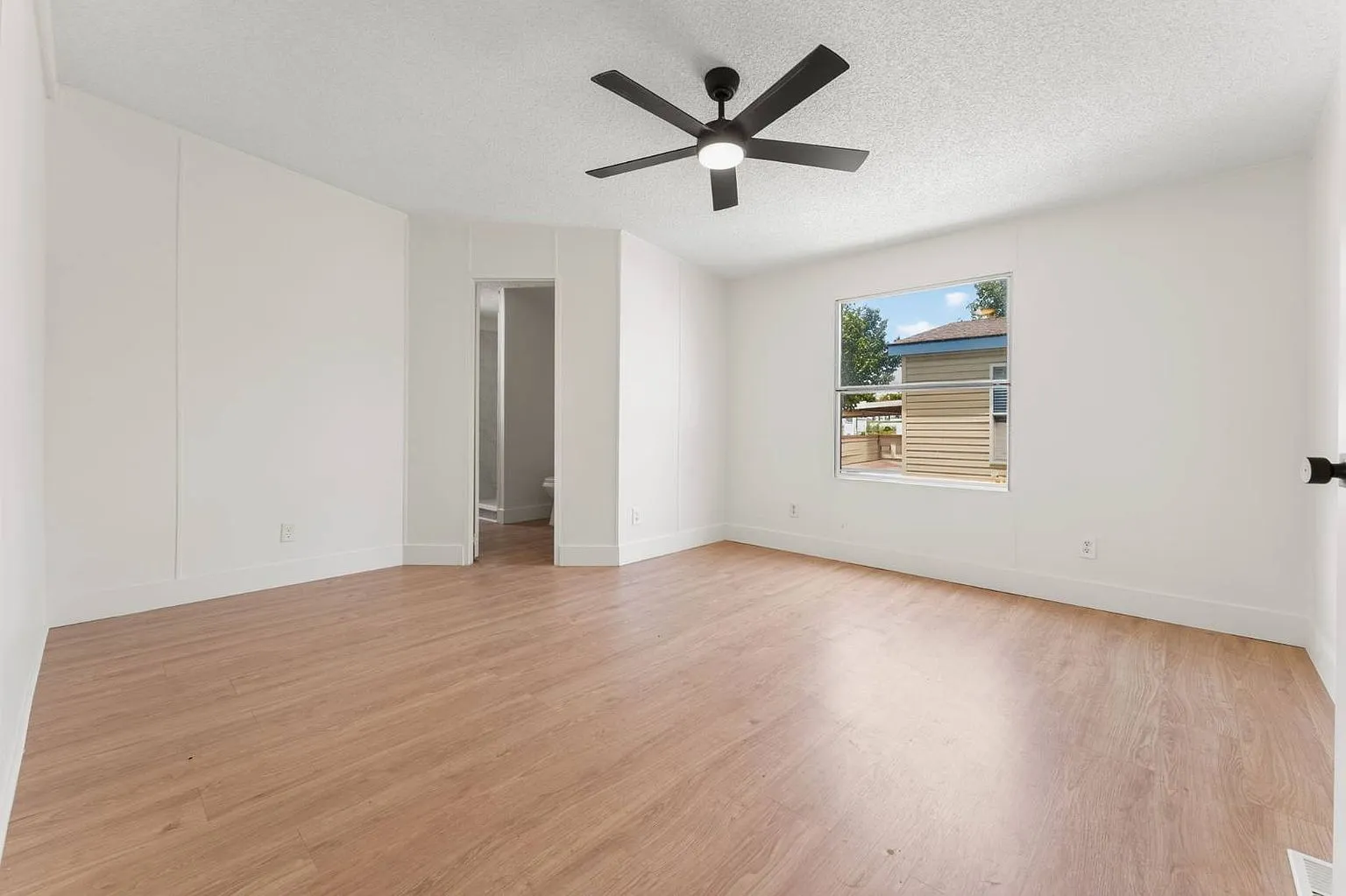 Updated 3-Bedroom Manufactured Home in Gated Lexington Place MHC, Keller, TX photo 10