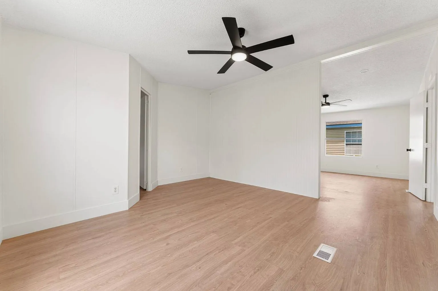 Updated 3-Bedroom Manufactured Home in Gated Lexington Place MHC, Keller, TX photo 9