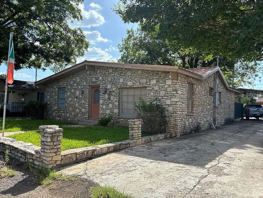 3-Bedroom Single-Family Home for Sale in Ozona, TX | 1,440 Sq Ft photo 3