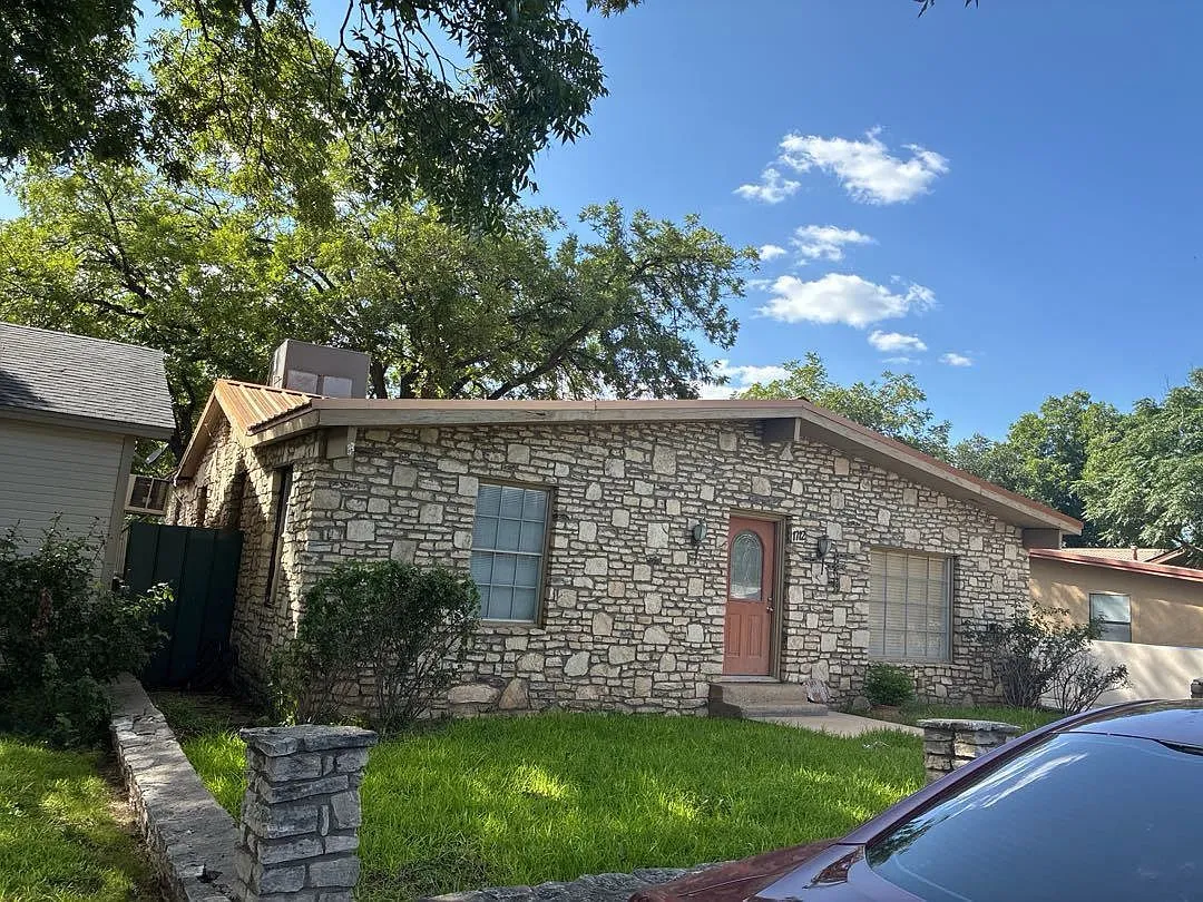 3-Bedroom Single-Family Home for Sale in Ozona, TX | 1,440 Sq Ft photo 2