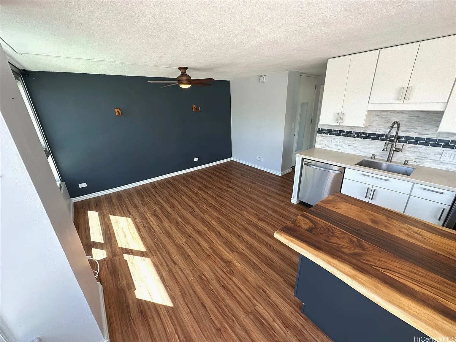 Renovated Waikiki 1-Bedroom Condo with Enclosed Lanai | Honolulu, HI photo 10