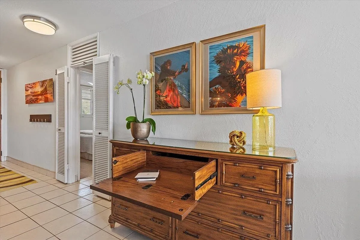 Kanai A Nalu 407: Top-Floor Ocean-View Condo in Wailuku, Maui photo 8