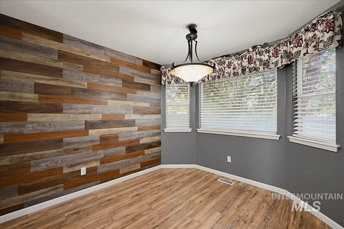Caldwell, Idaho 3-Bedroom Home with 6,969.6-Sq-Ft Lot photo 9