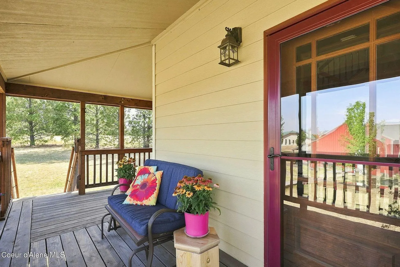 Worley, Idaho Farmhouse-Style Home on 1.87 Acres with Guest House and Shop photo 7