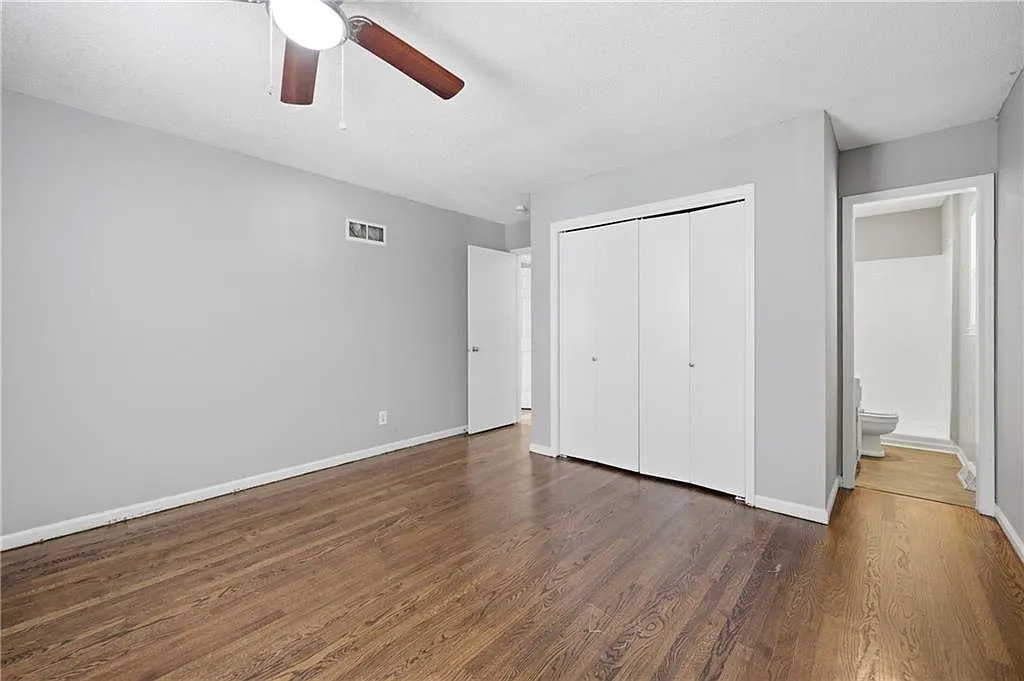 5-Bedroom Home with Finished Basement for Sale in Raytown, Missouri photo 10