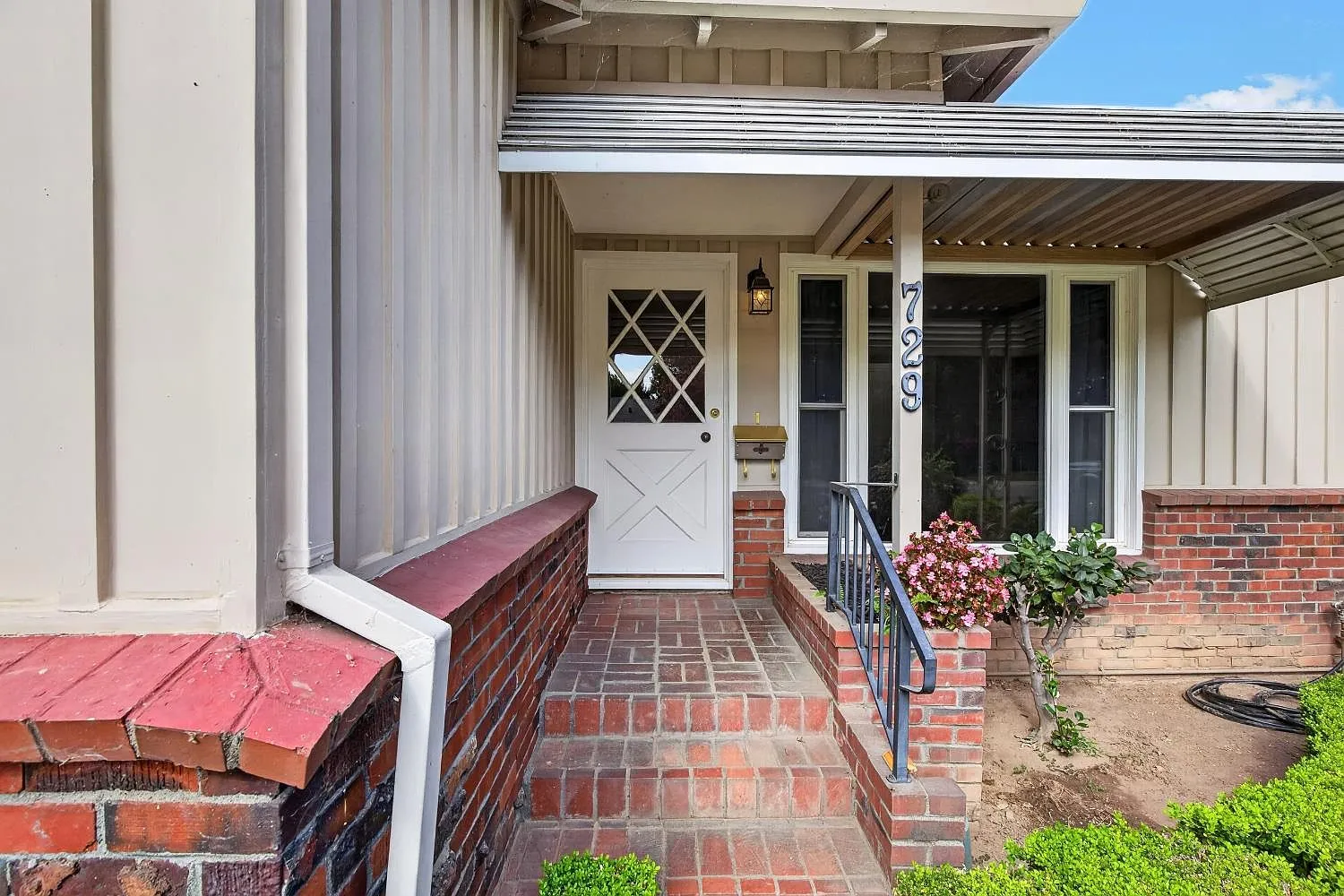 Charming 3-Bedroom Home for Sale at 729 Howard Street in Lodi, California photo 6