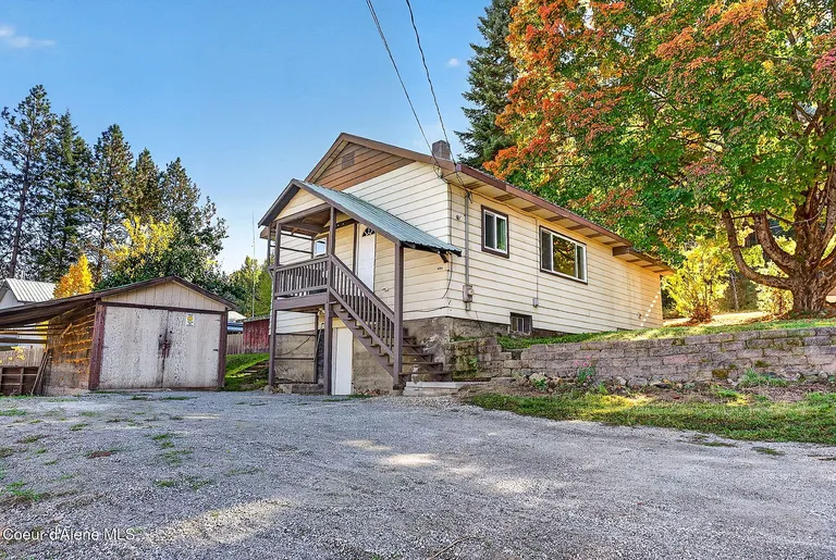 Remodeled 2-Bedroom Home on 0.25 Acre in Oldtown, Idaho property photo