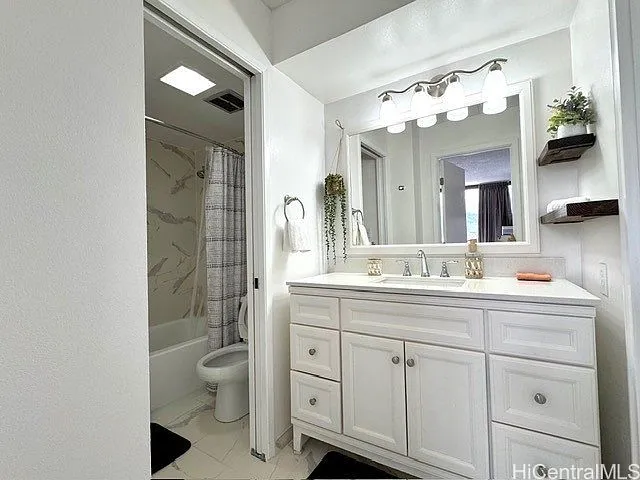 Renovated Waikiki Banyan 1-Bedroom Condo with Legal Short-Term Rental Use photo 8