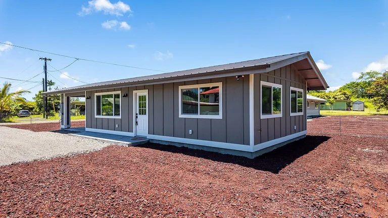 Mountain View, Hawaii 2-Bedroom Home with 7,500-Sq-Ft Lot for Sale property photo