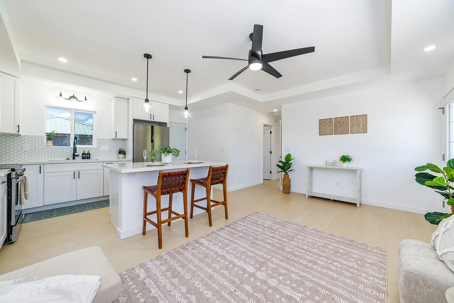Mountain View, Hawaii 2-Bedroom Home with 7,500-Sq-Ft Lot for Sale photo 5