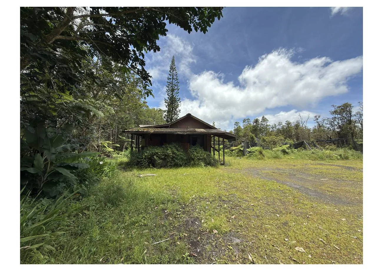 Volcano, Hawaii 6-Acre Country Property with Two Partially Built Houses photo 7