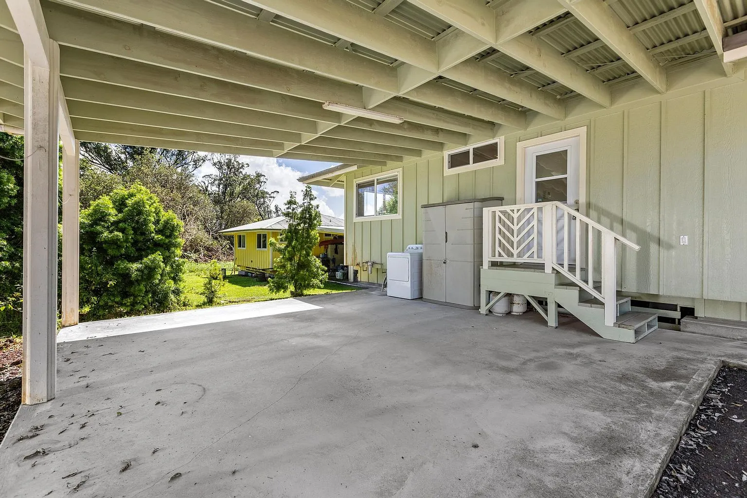 2-Bedroom Home with Covered Patio in Mountain View, Hawaii photo 5