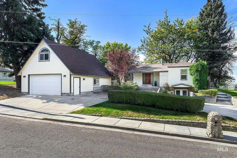 3-Bedroom Home on 0.346 Acres for Sale in Payette, Idaho property photo