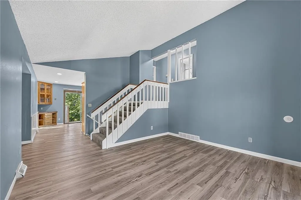 Multi-Family Investment Property for Sale at 8484 Lane Dr in Raytown, Missouri photo 6
