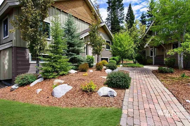 McCall, Idaho Townhome 1/8 Interest with 3 Bedrooms property photo